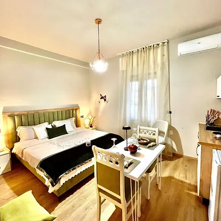 Angy's House 3*